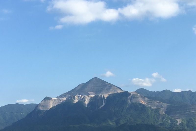 秩父のシンボル・武甲山
