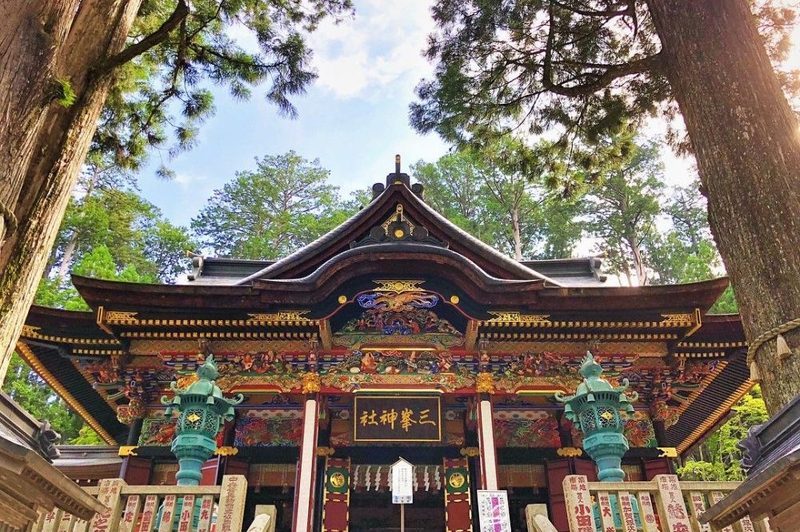 三峯神社の社殿